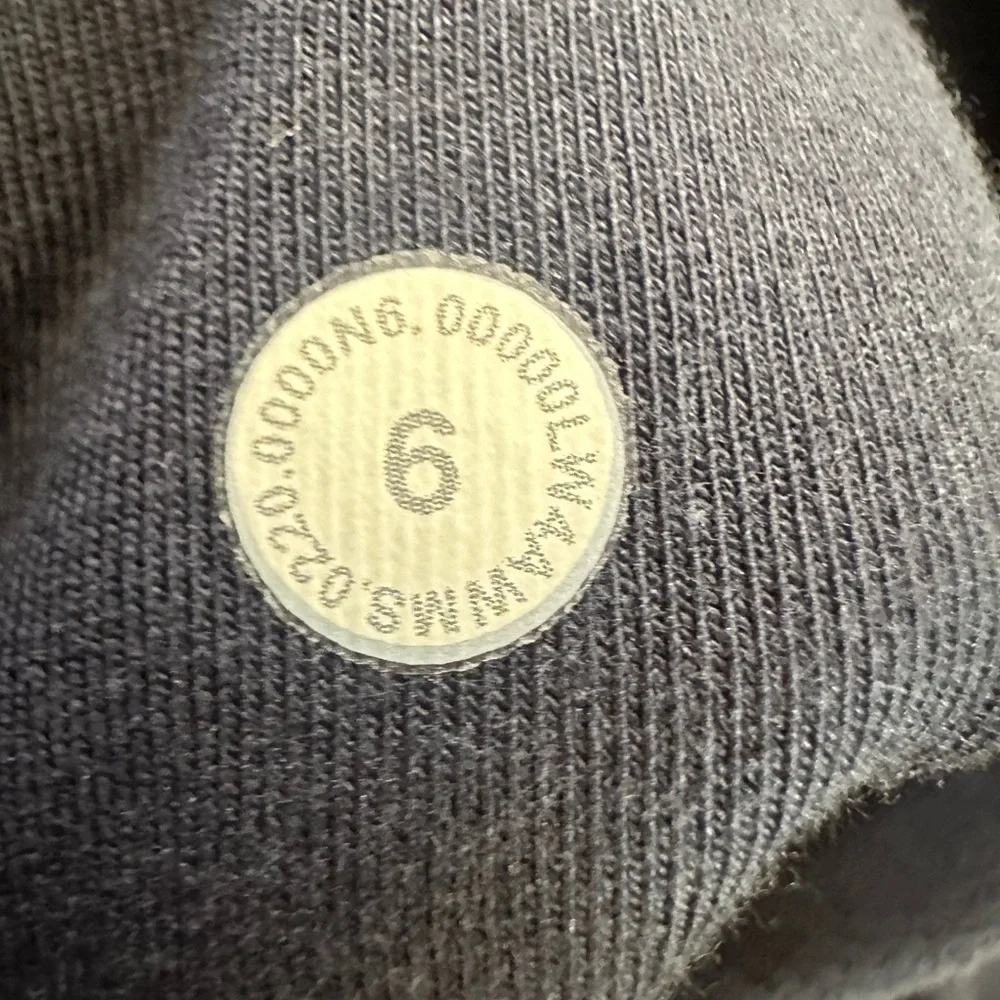 Lululemon Scuba Hoodie Light Cotton navy Fleece with advertising  size 6